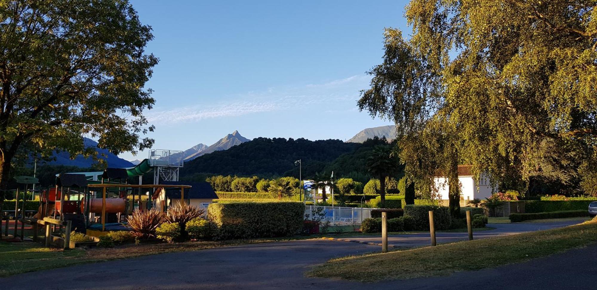 Camping Familial - Parc Aquatique - Grande Aire De Jeux A La Montagne 阿戈斯维达洛斯 外观 照片